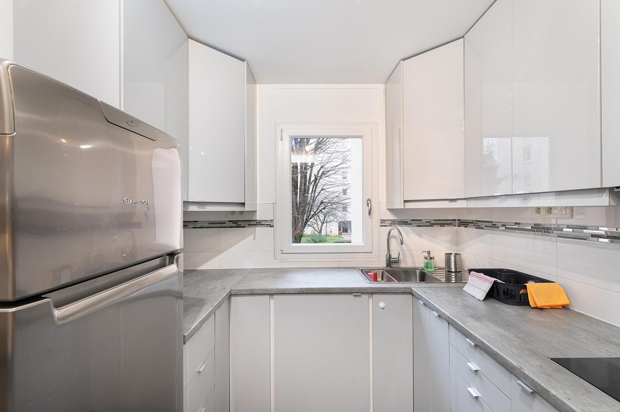 شقة Cosy'N Paris - Parking Secure - Metro 14 - Wifi - Terrace - Premium Bedding جنتيلي المظهر الخارجي الصورة
